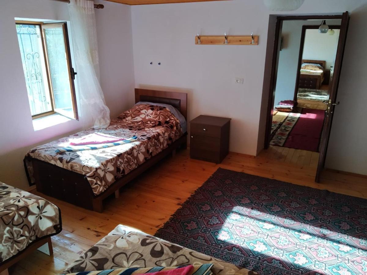 Guesthouse Shtini Fshat Exterior foto