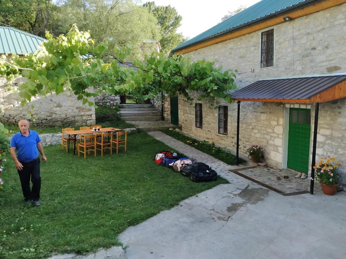 Guesthouse Shtini Fshat Exterior foto